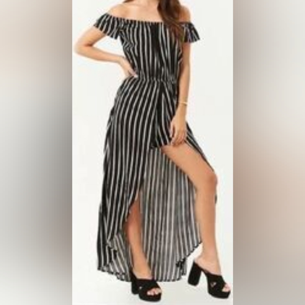 Ambiance romper dress bk/wh size M
